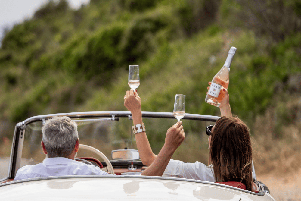 How Do Non-Alcoholic Sparkling Wines Compare in Taste and Price to Traditional Wine?